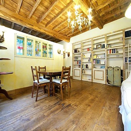 Charming Trastevere Apartment Рим Екстер'єр фото