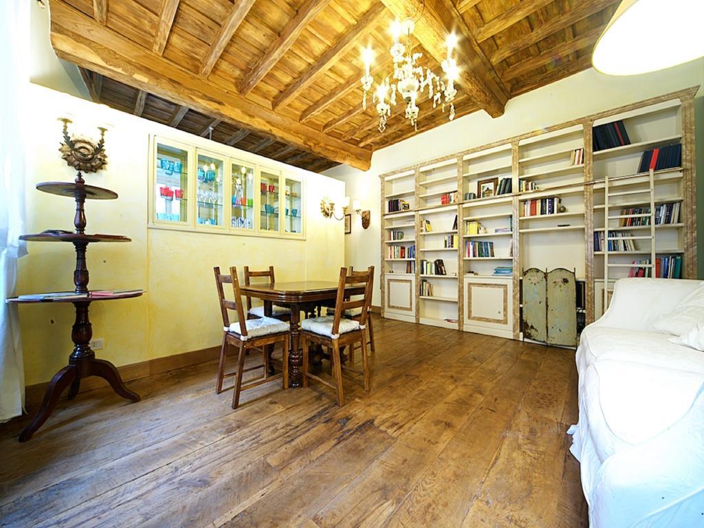 Charming Trastevere Apartment Рим Екстер'єр фото